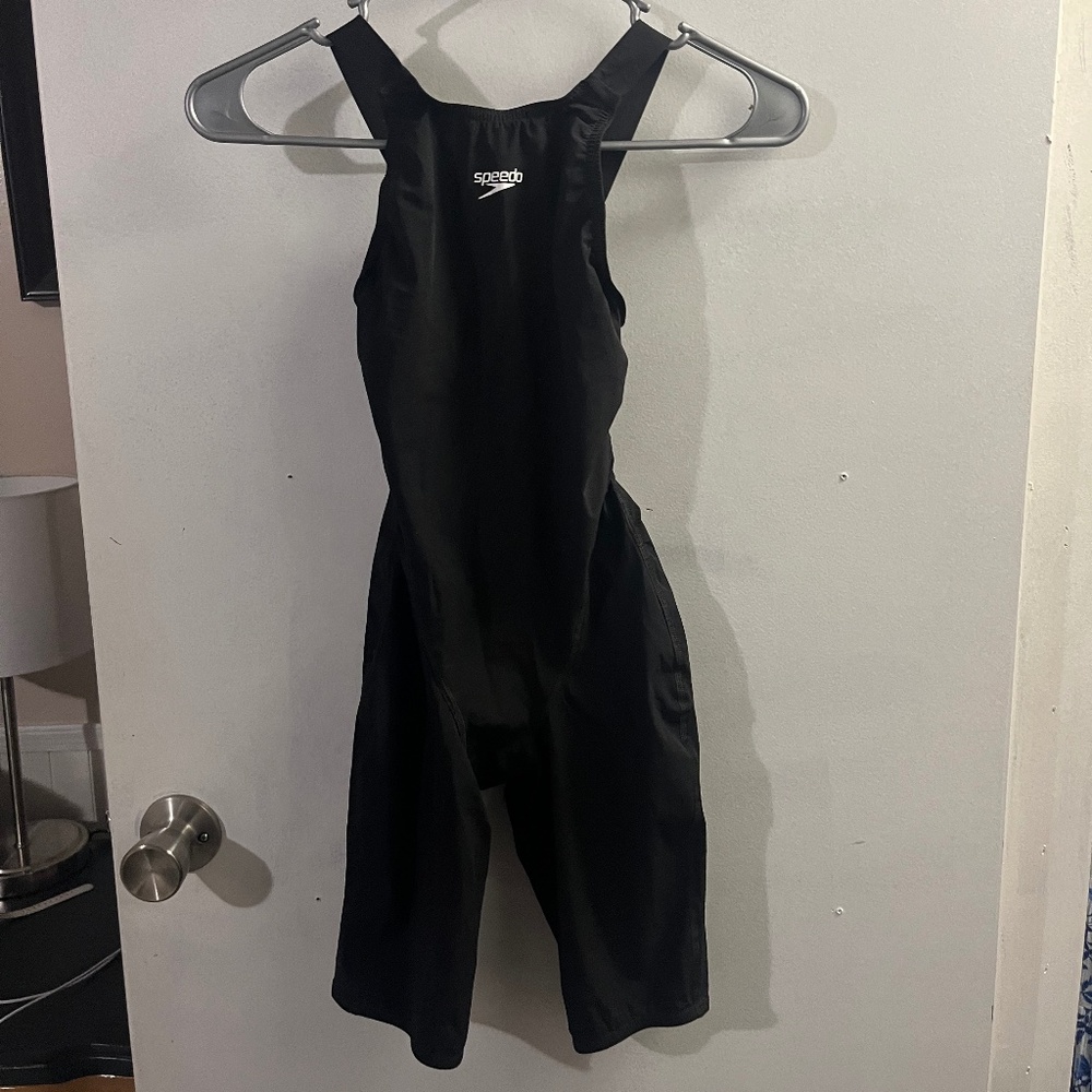 Speedo LZR Pro size 26R